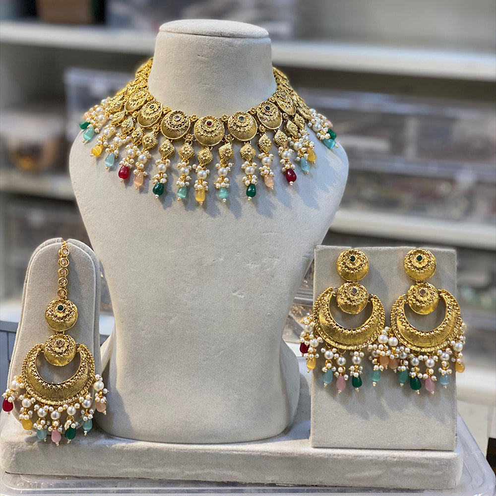 Hira Collection Kundan Necklace Set With Maang Tikka