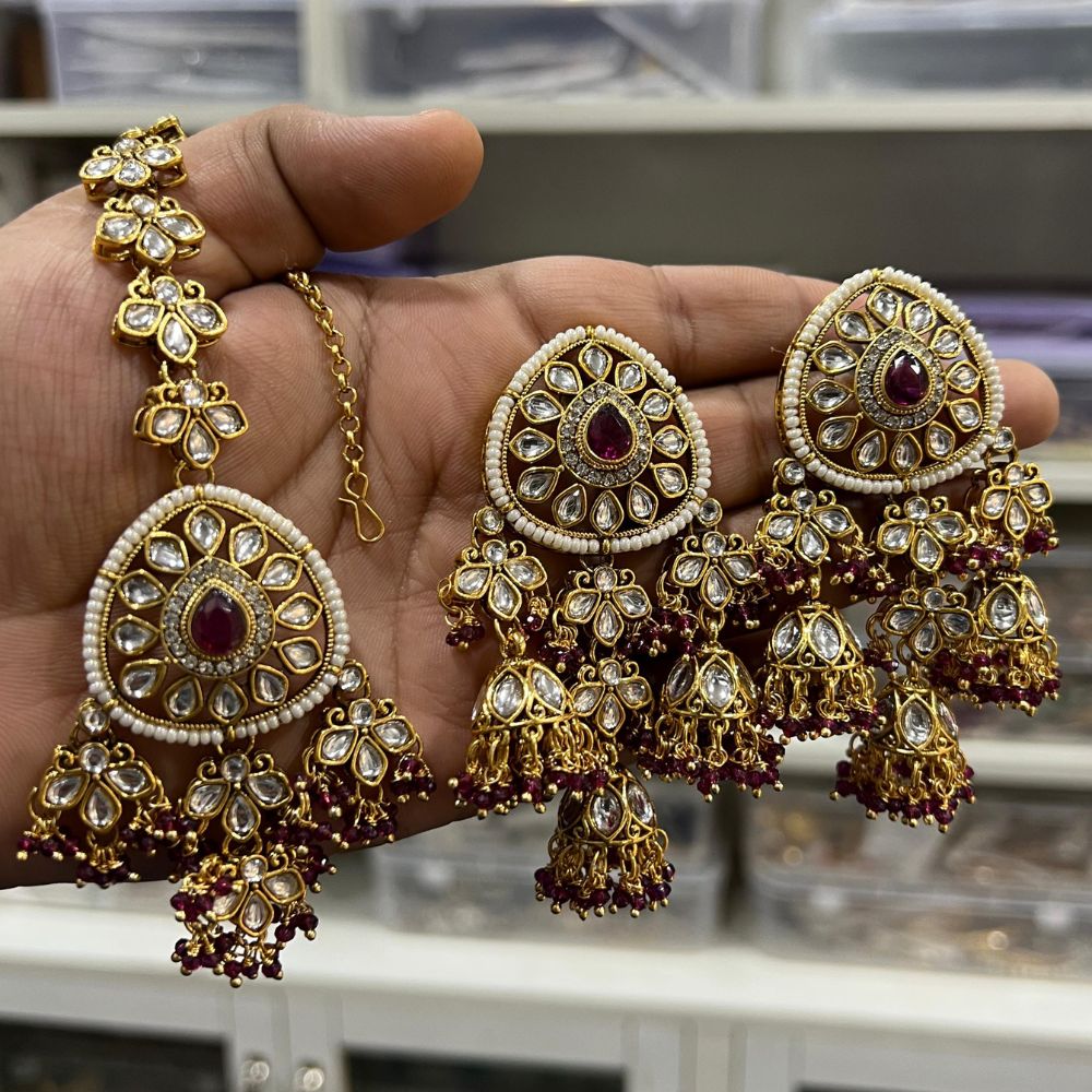 Hira Collection Gold Plated Kundan Dangler Earrings Wih Maang Tikka