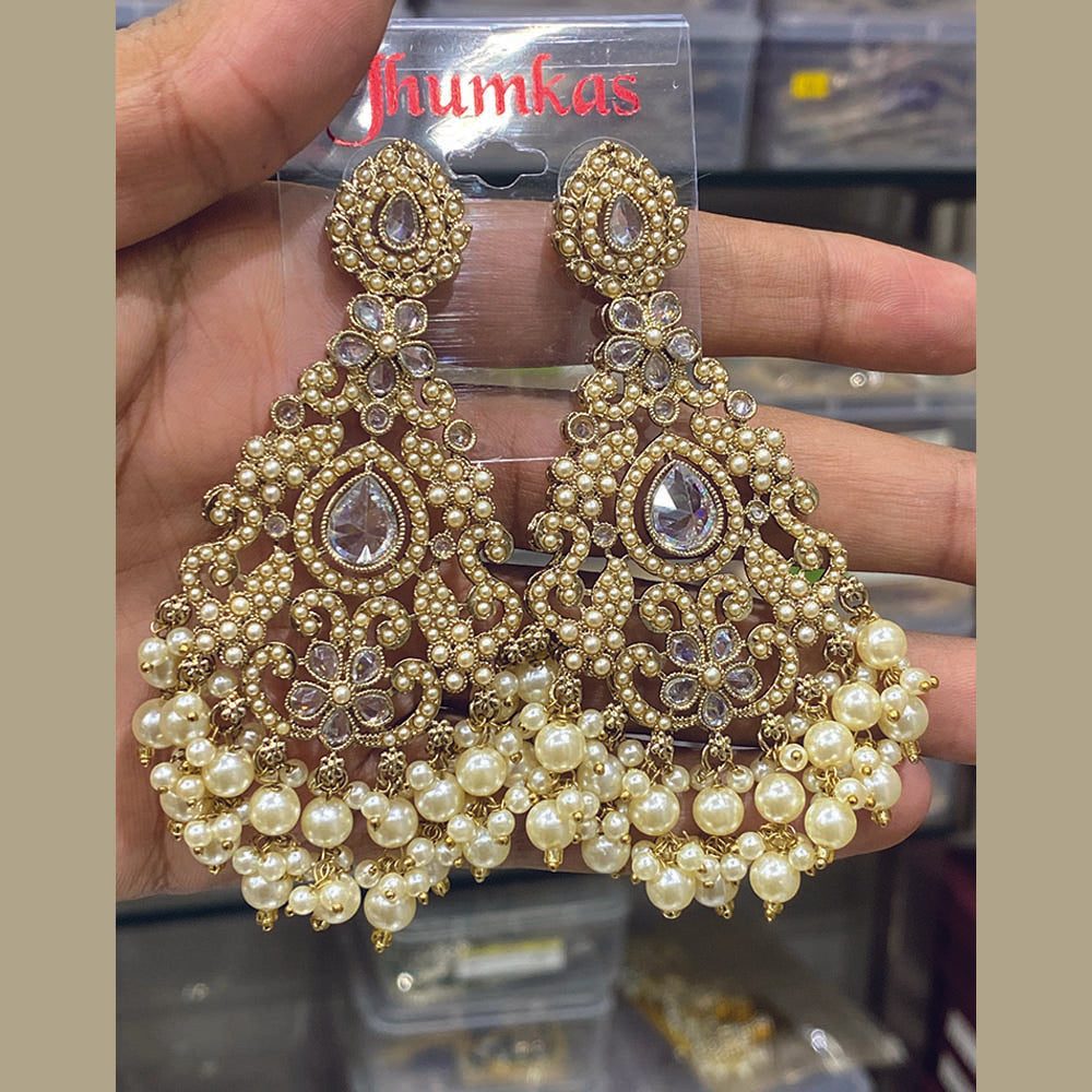 Hira Collection Pota Stone Dangler Earrings With Maang Tikka