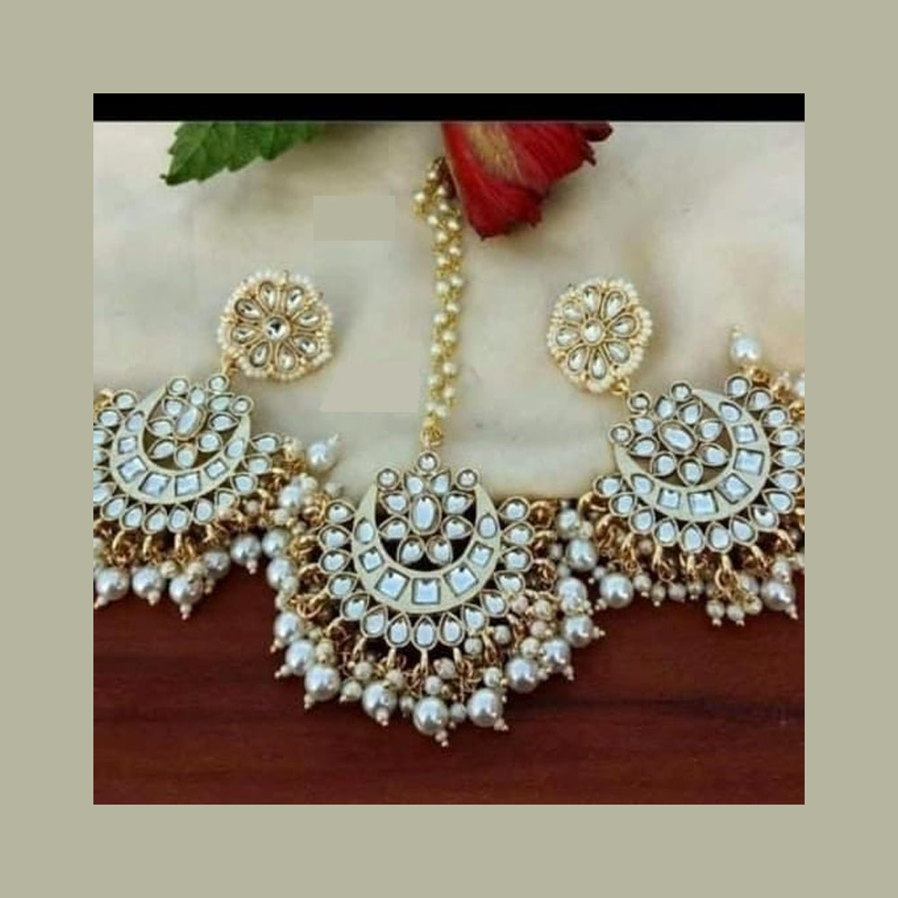 Lucentarts Jewellery Kundan Stone Dangler Earrings With Maang Tikka