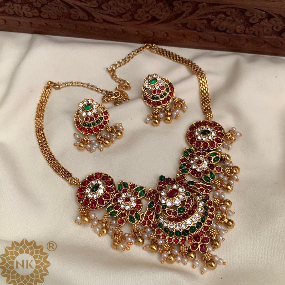 FS Collection Gold Plated Kundan Stone Necklae Set