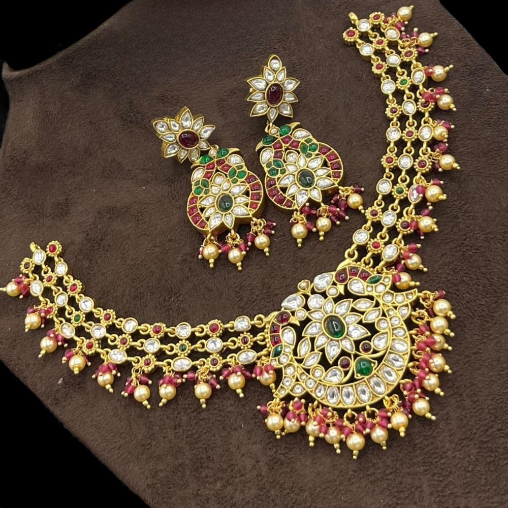 Lucentarts Jewellery Kundan Stone Choker Necklace Set