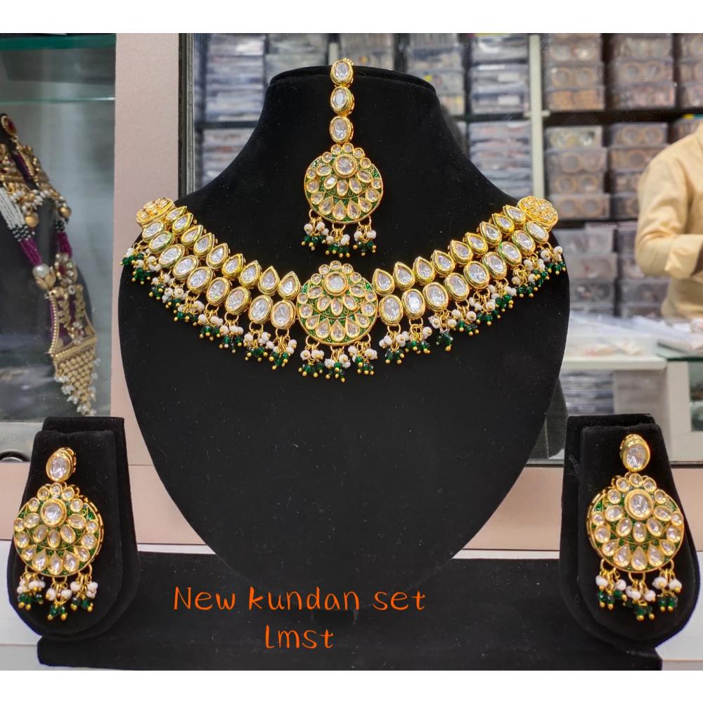 Lucentarts Jewellery Kundan Stone Choker Necklace Set