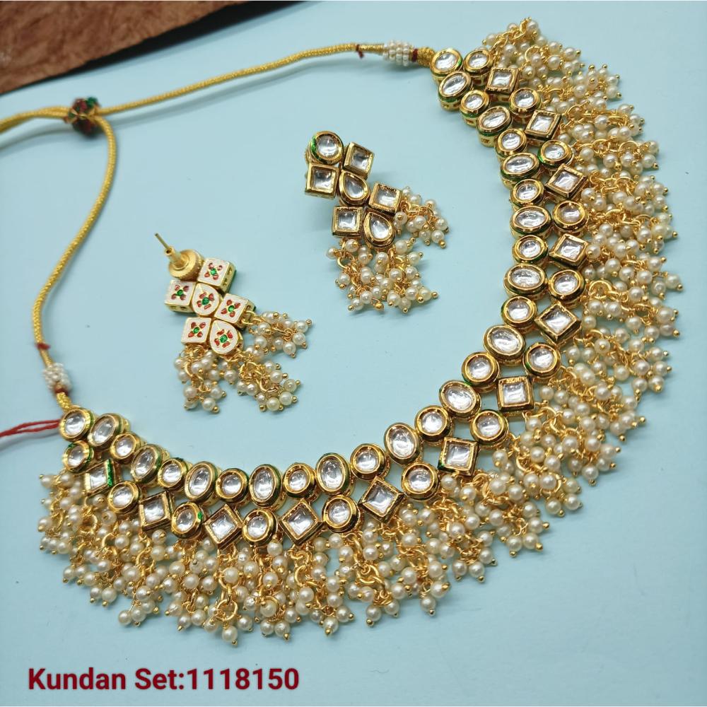 Lucentarts Jewellery Kundan Stone Choker Necklace Set