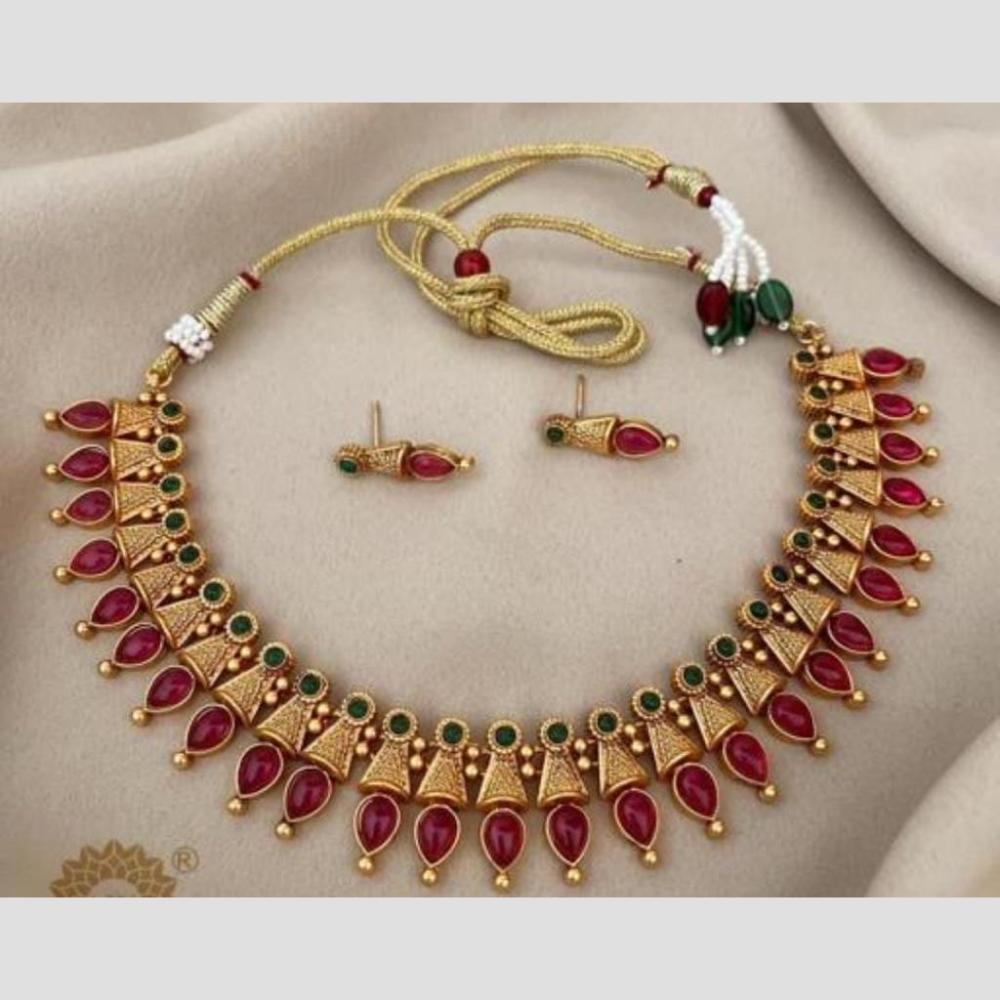 Lucentarts Jewellery Kundan Stone Choker Necklace Set