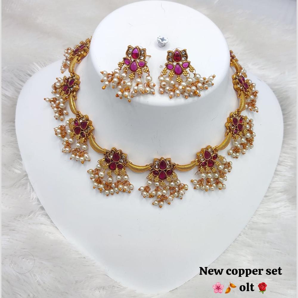 Lucentarts Jewellery kundan Stone Choker Necklace Set